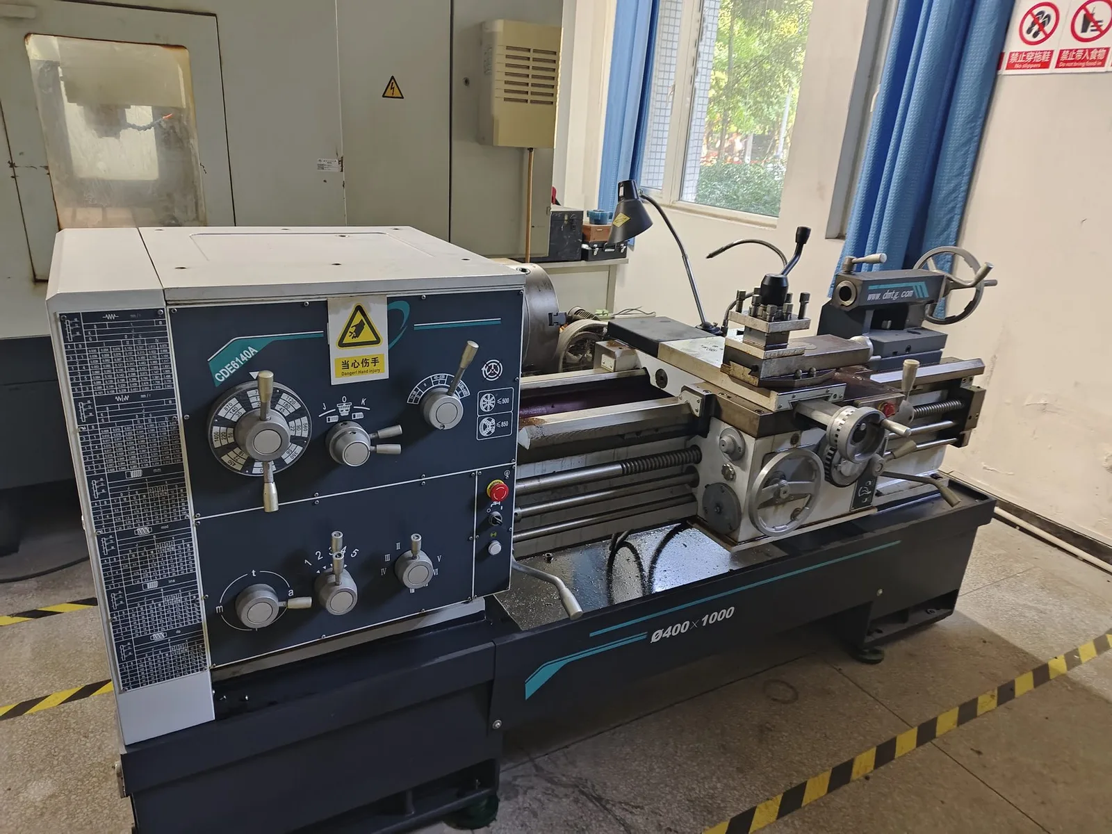 CDE6140A engine lathe